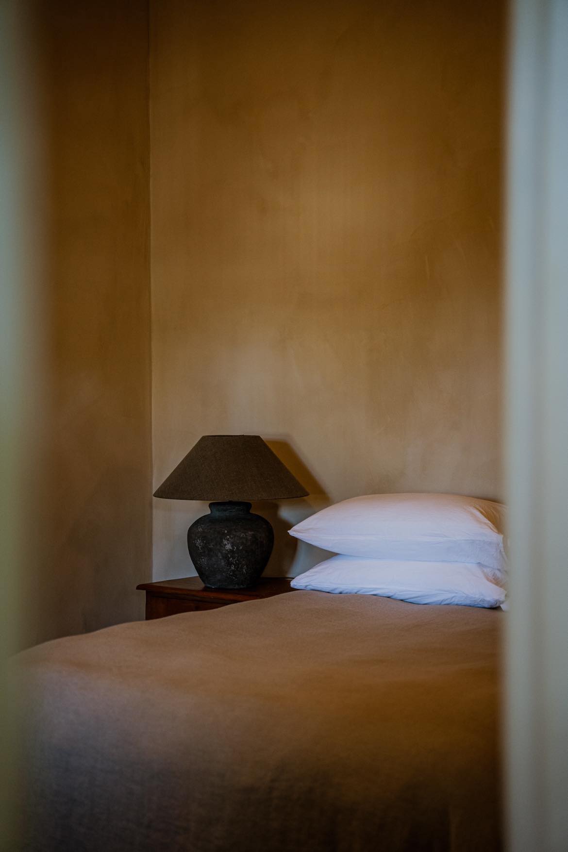 Cast-iron lacework on the verandah of The Old Clarence Brewery
